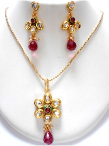 Kundan Pendant Sets